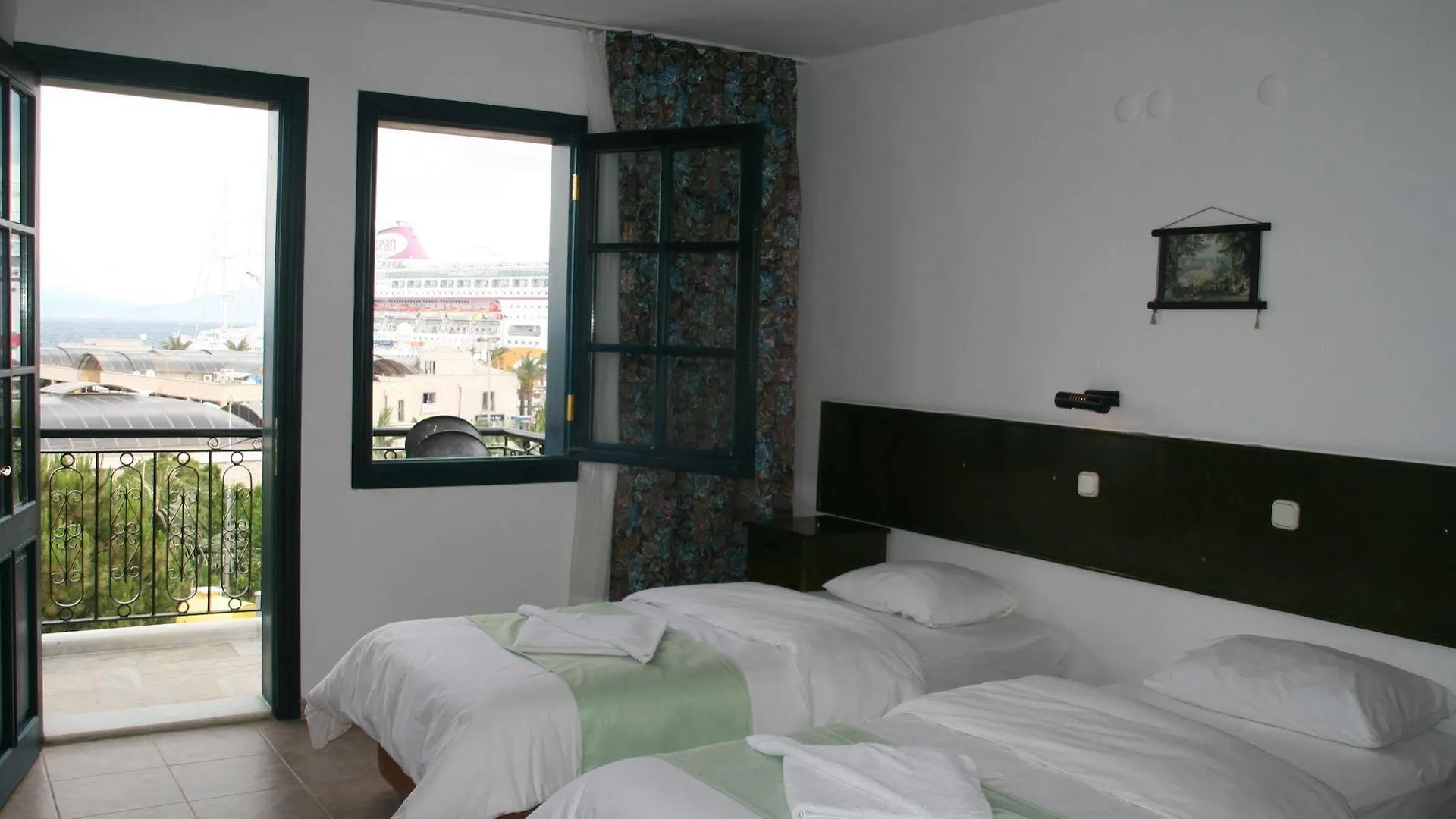 Liman Hotel Kuşadası
