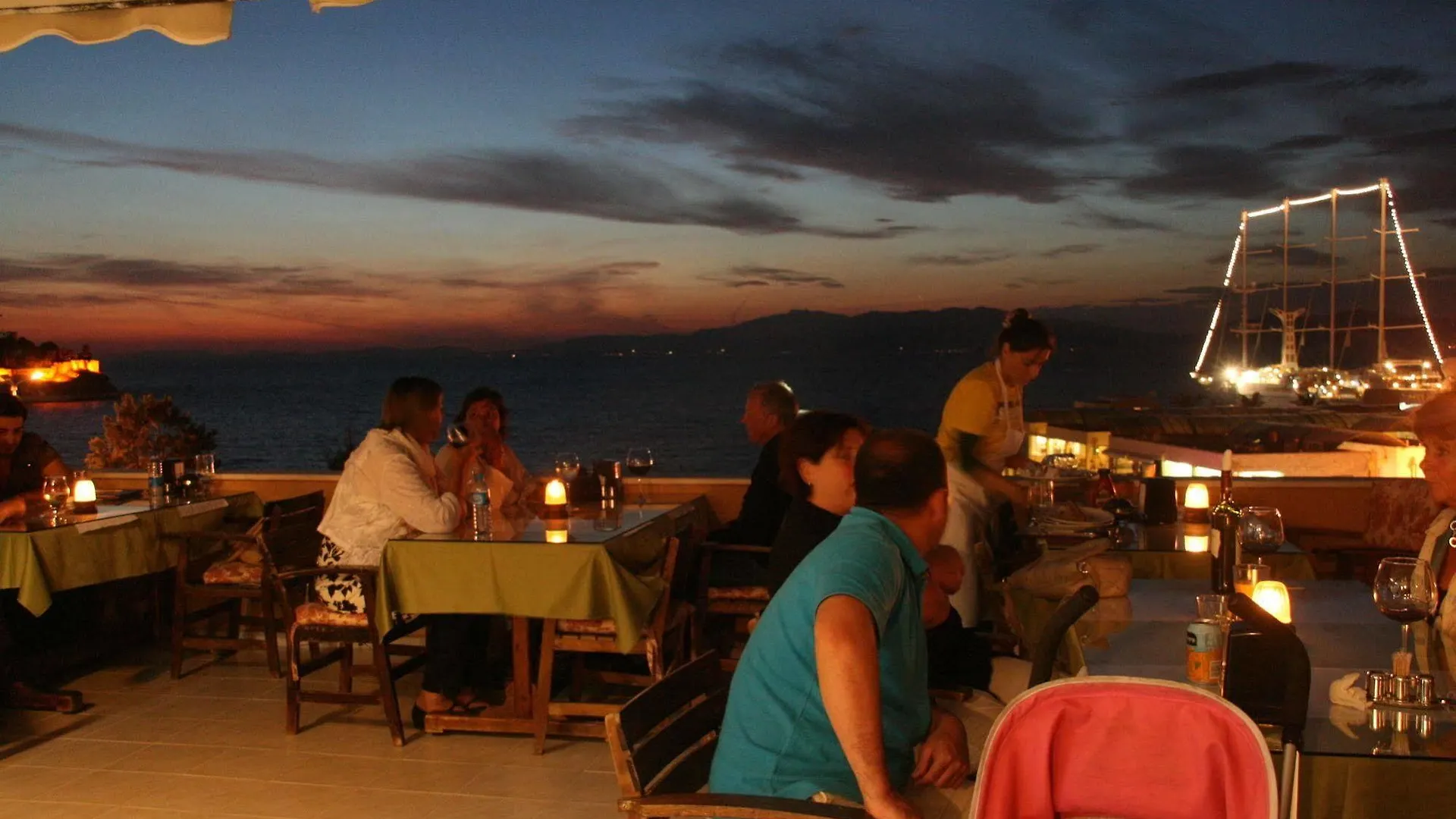 ***  Liman Hotel Kuşadası Turkije
